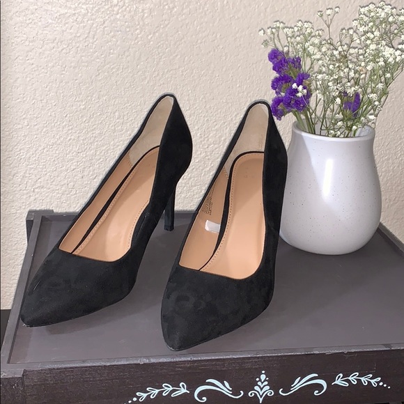 a new day Shoes - A New Day black pointed toe suede pumps